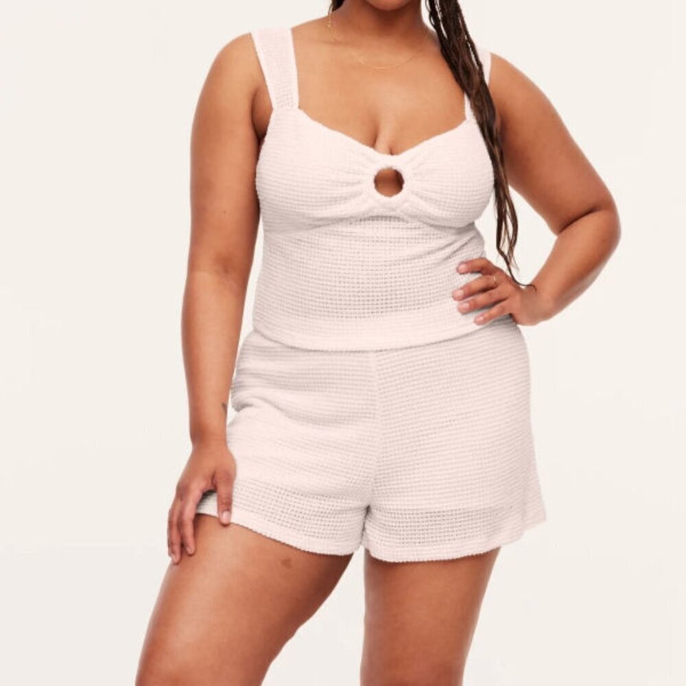 NWT Plus Size 2 Piece Set Top & Shorts 1X Soft Crochet Knit Soft Girl Resortwear